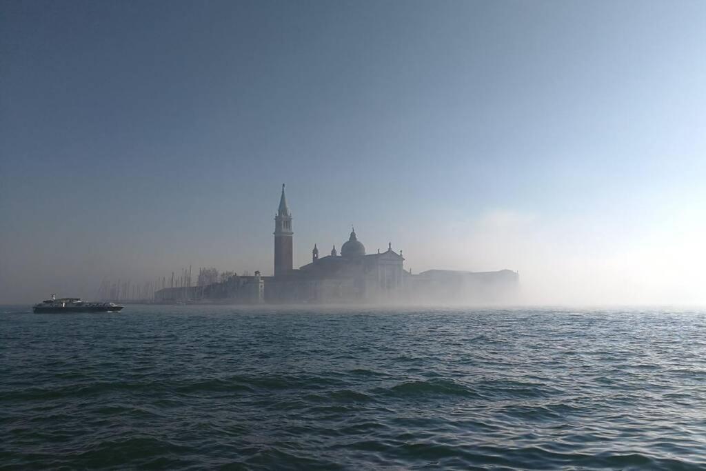 Venezianischer Palazzo Mit Kostenlosen Wlan Naehe Markusplatz Luaran gambar